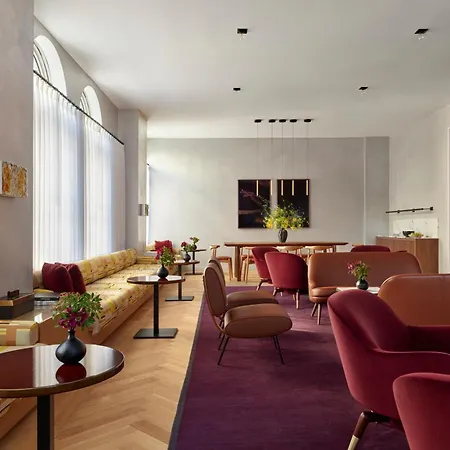 Hotel Aka Back Bay 4*