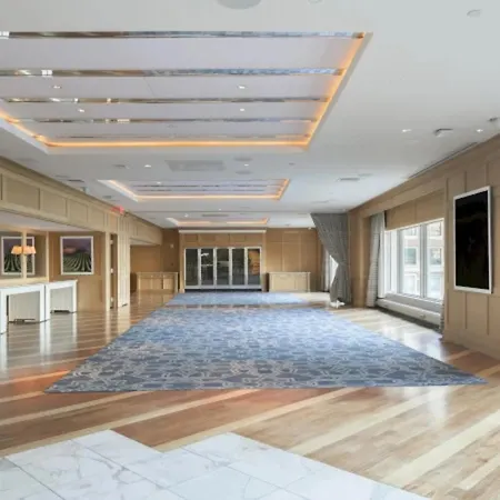 Hotel Harbor Boston
