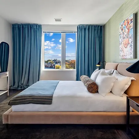 Hyatus Luxury Residences South Bay Designer Collection Aparthotel 4*