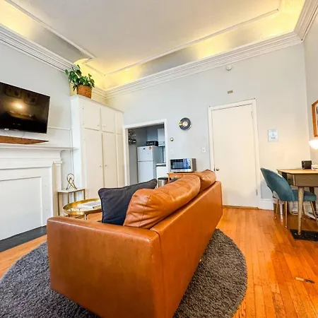 Oversized Furnished Brownstone In Back Bay Boston