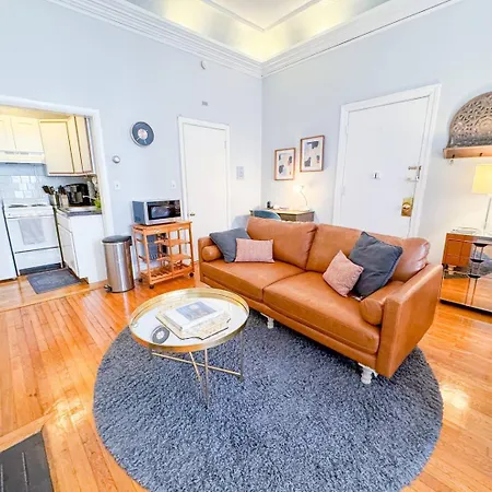 Oversized Furnished Brownstone In Back Bay Boston