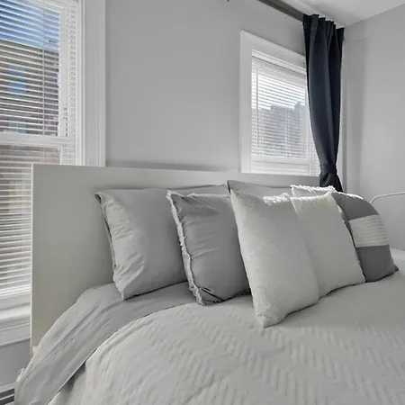 Location+comfort+convenience * Boston