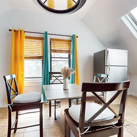 3 Mi To Franklin Park Zoo! Bright Residential