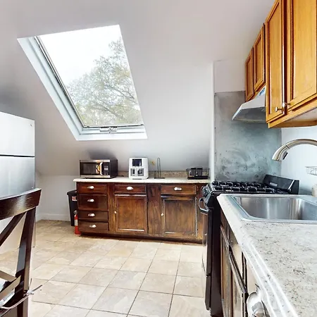 3 Mi To Franklin Park Zoo! Bright Residential * Boston