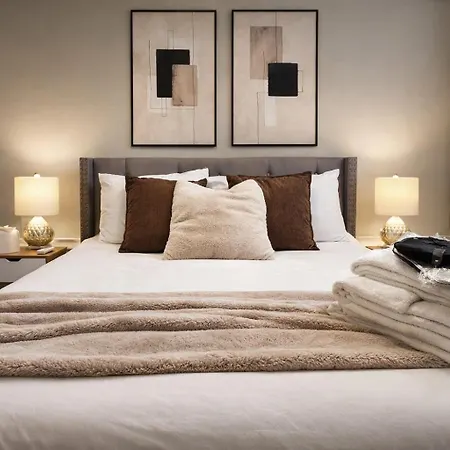 Apartment Luxe Duplex Near By Seaport And Convention Centre Bcec Boston