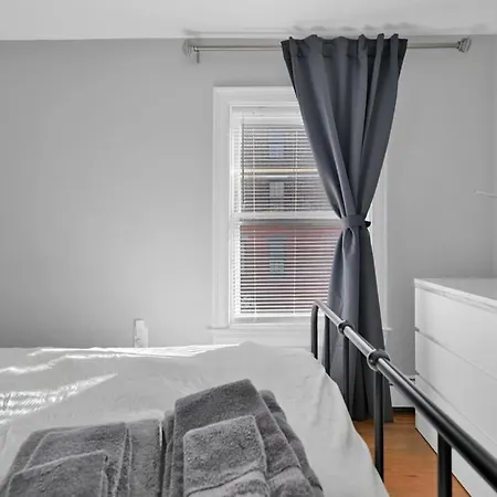 Location+comfort+convenience Apartment