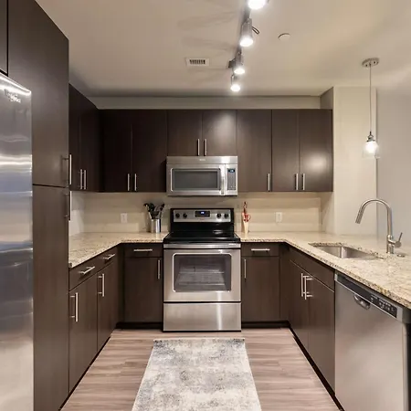 Apartment Stylish Downtown Seaport Boston