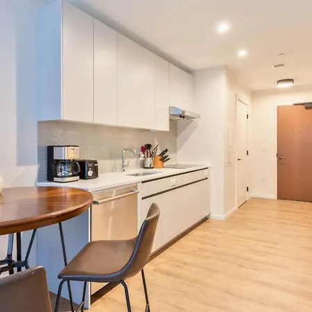 Apartment Luxury Heart Of Seaport Walk Downtown *