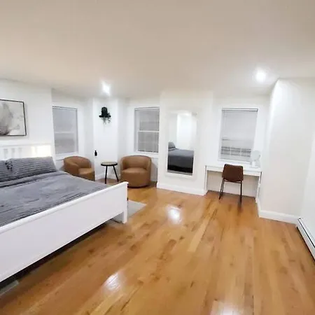 Apartment 3-bedroom Apt-7w2 20-minuite To Downtown *