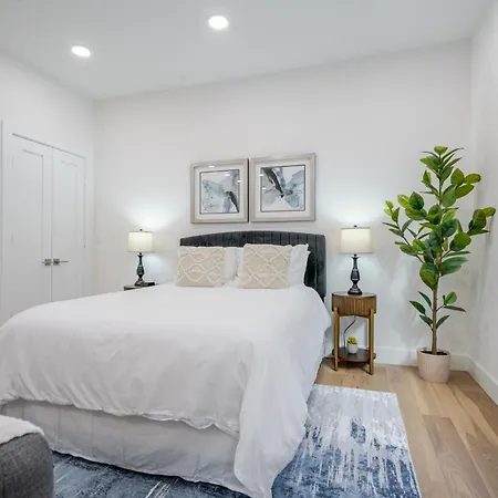 Luxury Landing W Rooftop Lounge Apartment Boston