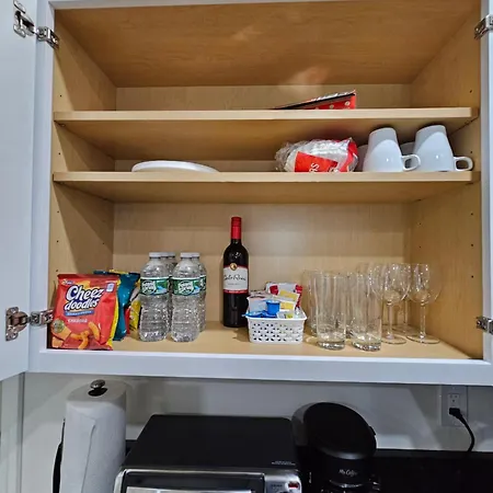 Apartment 1-bedroom Apt-9w1 20-minuite To Downtown Boston