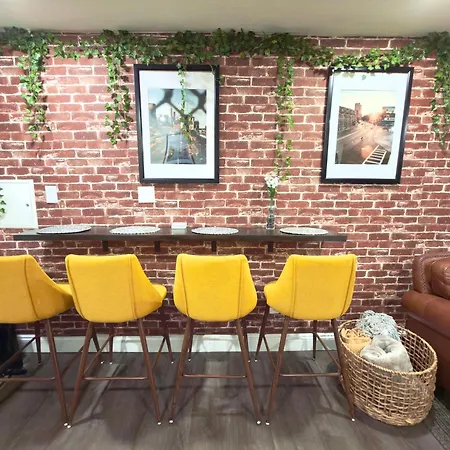 Apartment Serene Near Logan International Airport