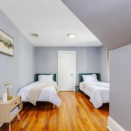 Cozy 3bd, 1ba In - Franklin Park Zoo, Common Boston