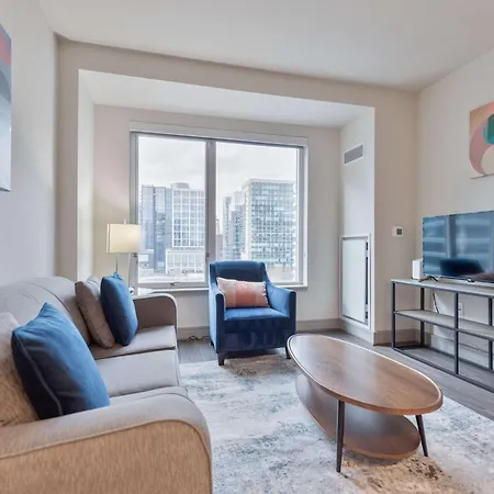 Stylish Downtown Seaport * Boston