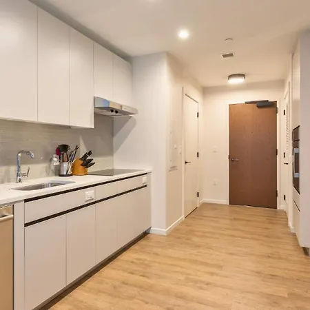 Luxury Heart Of Seaport Walk Downtown Apartment *