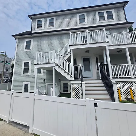 Apartment 2br Lower Garden-level 20min Boston