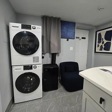 2br Lower Garden-level 20min * Boston