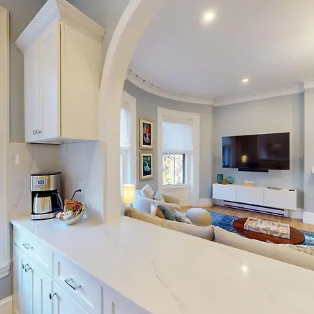 Stylish 2br In South End W In-unit Laundry *
