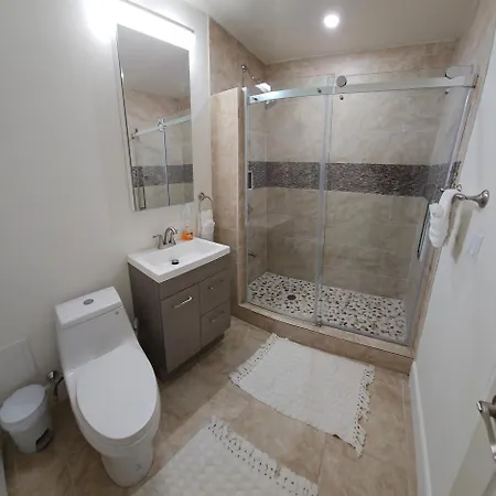 Apartment 1-bedroom Apt-9w1 20-minuite To Downtown *