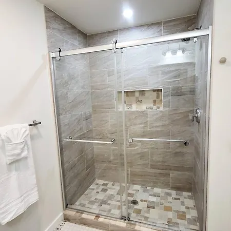 3-bedroom Apt-7w2 20-minuite To Downtown Boston