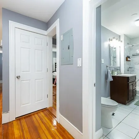 Elegant, Spacious 3bd, 1ba In * Boston