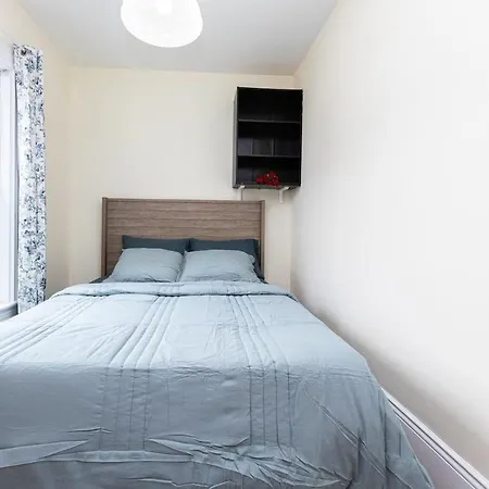 Nightingale Hideaway * Boston