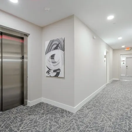Apartment Luxury Landing W Rooftop Lounge