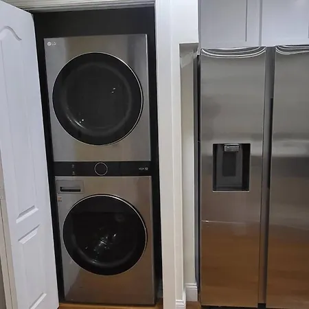 Apartment 3-bedroom Apt-7w2 20-minuite To Downtown