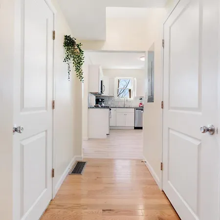 Apartment Beautiful 2br In Savin Hill