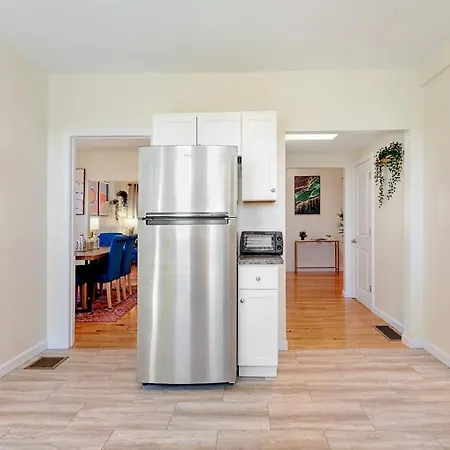 Apartment Beautiful 2br In Savin Hill Boston