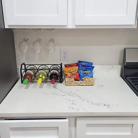 3-bedroom Apt-9w2 20-minuite To Downtown