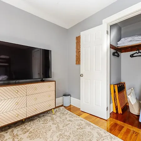 Cozy 3bd, 1ba In - Franklin Park Zoo, Common *