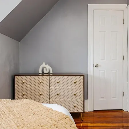 Cozy 3bd, 1ba In - Franklin Park Zoo, Common Boston