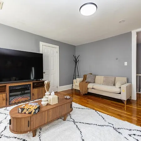 Cozy 3bd, 1ba In - Franklin Park Zoo, Common * Boston