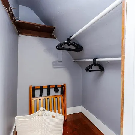 Cozy 3bd, 1ba In - Franklin Park Zoo, Common Boston