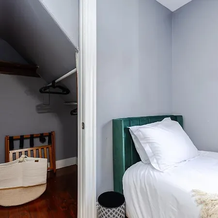 Apartment Cozy 3bd, 1ba In - Franklin Park Zoo, Common