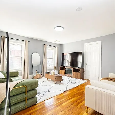 Apartment Cozy 3bd, 1ba In - Franklin Park Zoo, Common Boston
