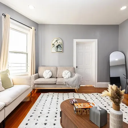Apartment Elegant, Spacious 3bd, 1ba In Boston