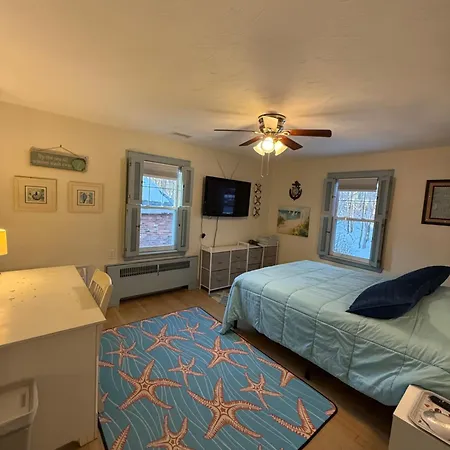 Natalie House 3* Boston
