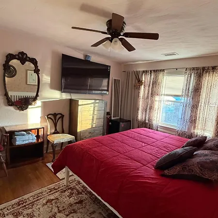 Bed & Breakfast Natalie House Boston