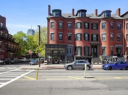 Renu On Tremont *