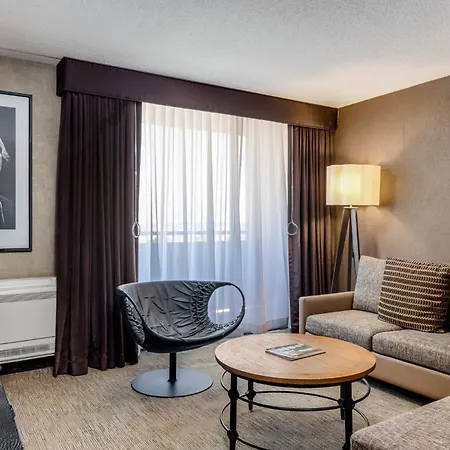 Revere Common 4*