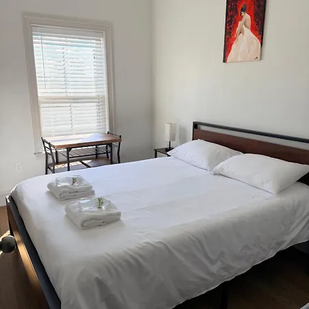 Homestay Historic Lower Mills *
