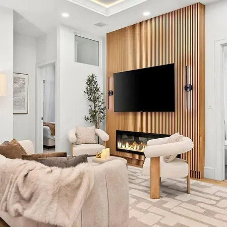 4br/4ba | Parking + Chef's Kitchen | Near Bu/bc Holiday home *