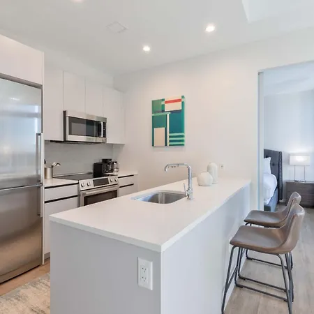 Apartment Luxury Modern Heart Of Seaport *