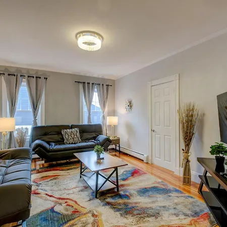 Spacious 2br * Boston