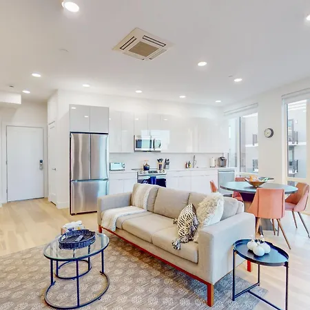 Luxury 2-bed At The Vera Rooftop Deck, Near Mbta * Boston