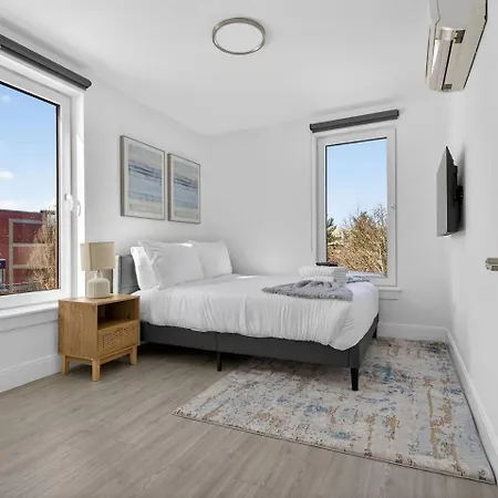 Apartment Luxe 3bd Allston
