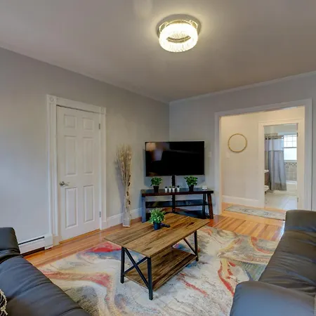 Spacious 2br *
