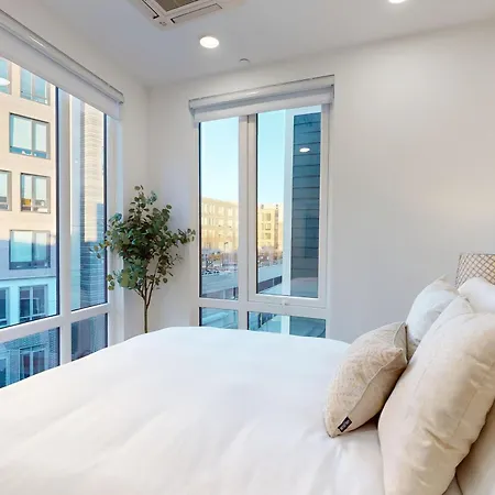 Luxury 2-bed At The Vera Rooftop Deck, Near Mbta * Boston